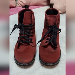 Dr. Martens Cherry Shoreditch Canvas Boots